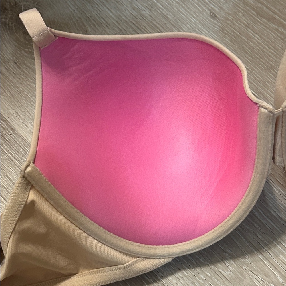 PINK Wear Everywhere Super Push-Up Bra Sz 34DDD - Picture 8 of 8